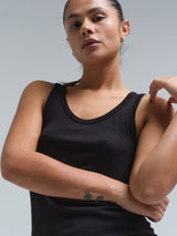 Seamless Basic Woolen Isa | Merino wool Tank Top Black