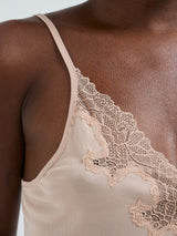 Seamless Basic Lace Silk Cami | Mulberry Silk Cami top Rosie Beige w. Rosie Beige