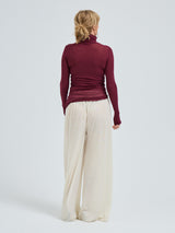 Seamless Basic Nouveau | Cotton Roll Neck Burgundy