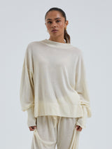 Seamless Basic Woolen Sporty Sweat | Merino wool Blouse Off-White