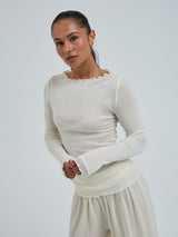 Seamless Basic Wooly Boat Neck | Wool Silk Blouse Off-White
