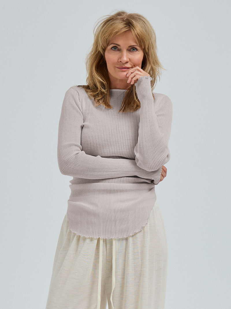 Seamless Basic Elegante | Merino wool L/S T-Shirt Beige