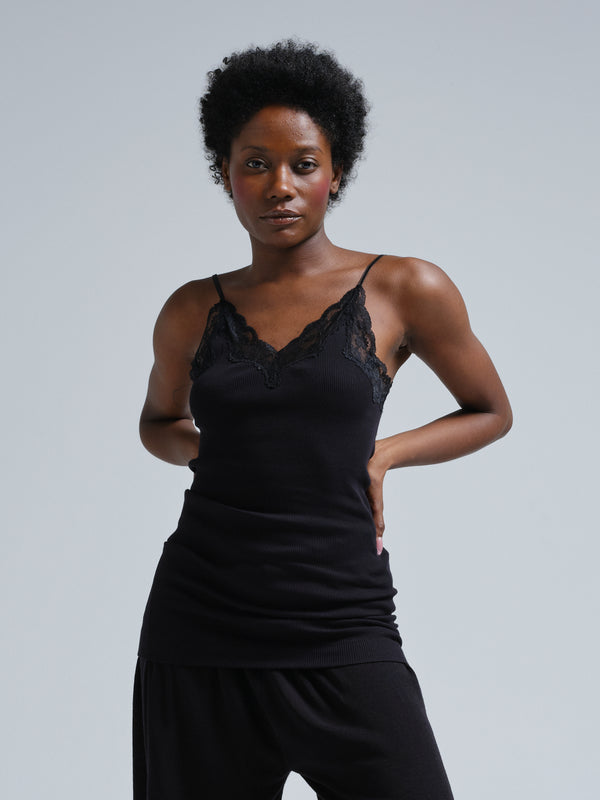 Seamless Basic Fab | Organic cotton Strap Top Black