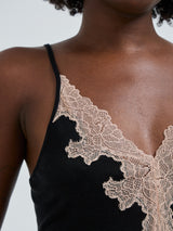 Seamless Basic Lace Silk Cami | Mulberry Silk Cami top Black w. Rosie Beige