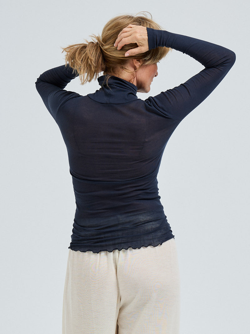 Seamless Basic Nouveau | Cotton Roll Neck Midnight