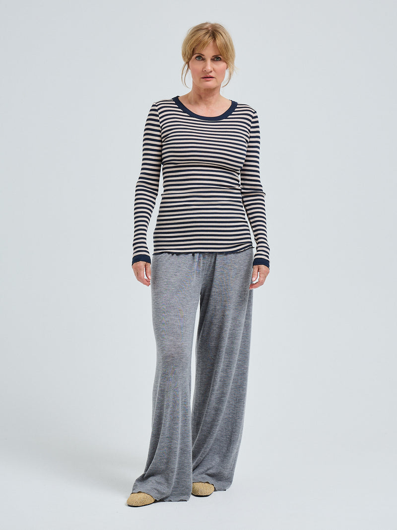 Seamless Basic Silky Fiore | Silk Blouse Navy/Beige