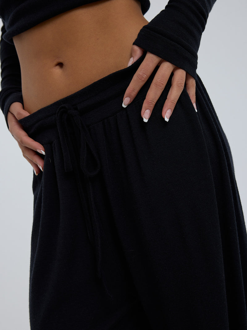 Seamless Basic Woolen Barbera | Merino wool Pants Black