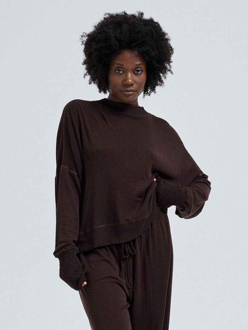 Seamless Basic Woolen Sporty Sweat | Merino wool Blouse Dark Brown